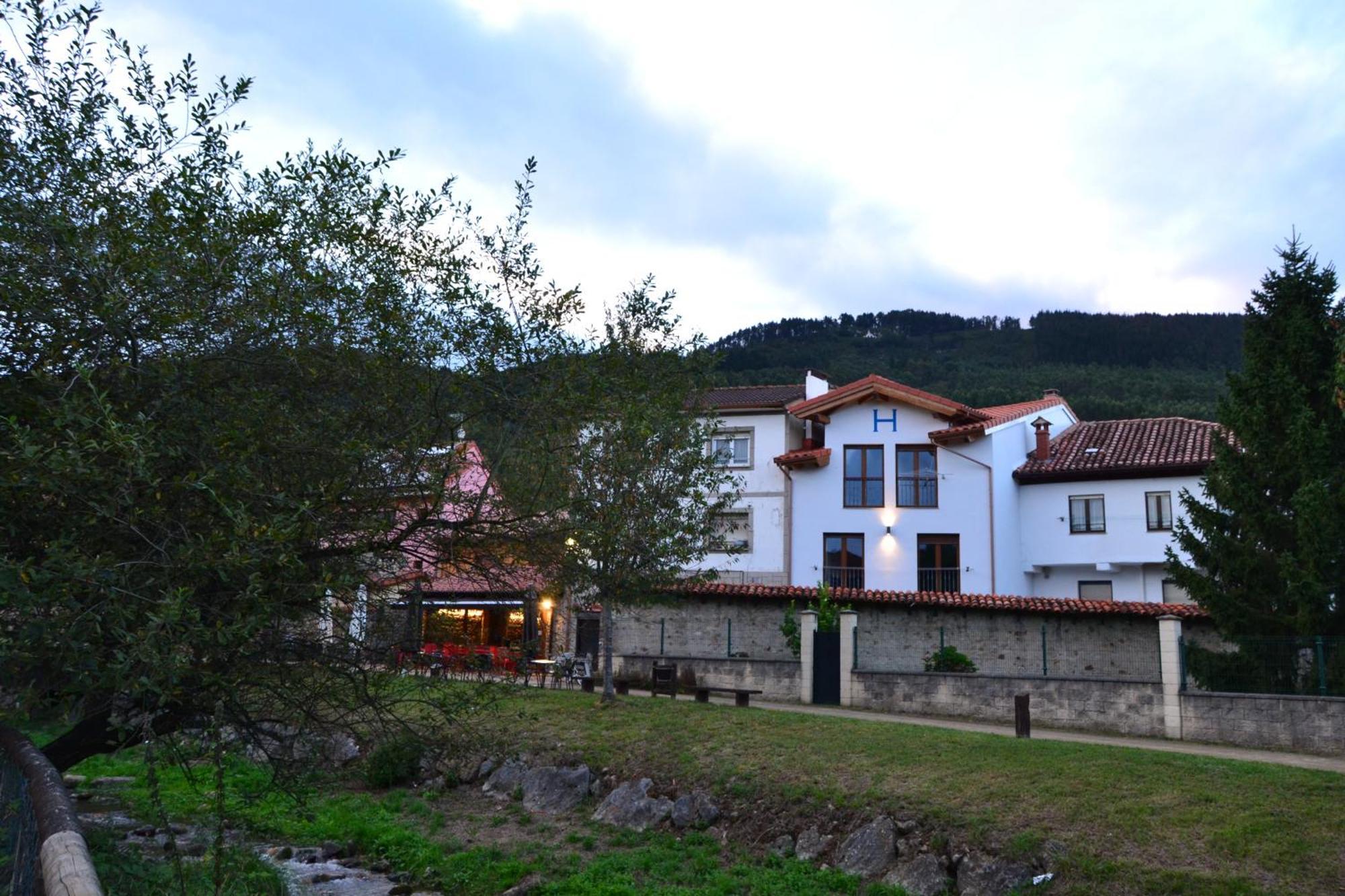 Hotel De Salas Salas (Asturias)